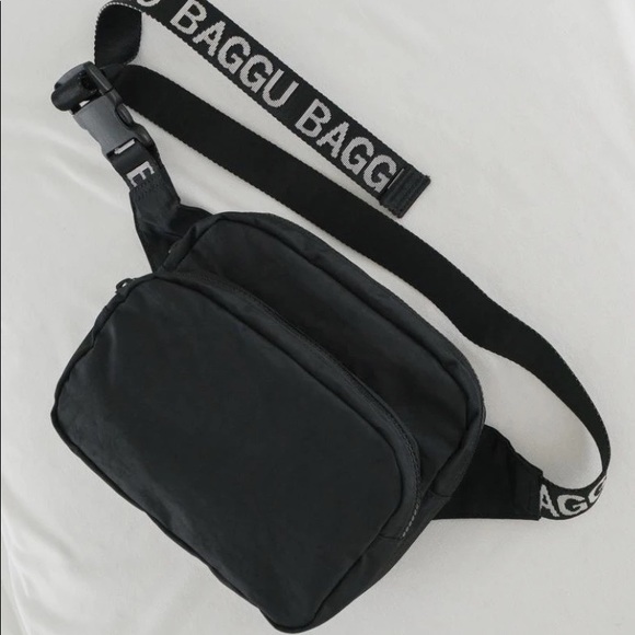 BAGGU Bags Rare Baggu Black Nylon Fanny Pack With White Logo On